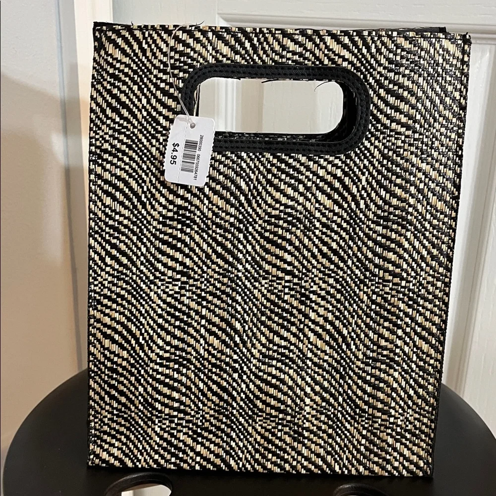 NEW Black & Tan Woven Gift  Bag from Bath & Body Works